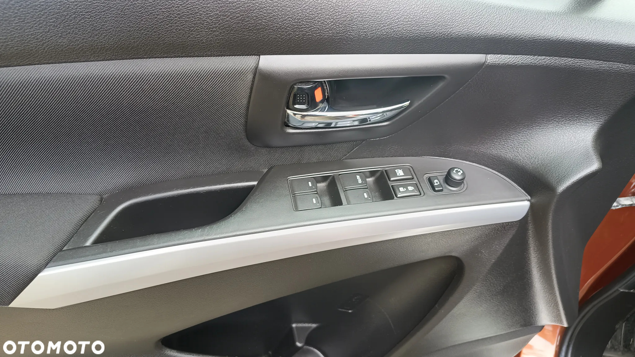 Suzuki SX4 - 10