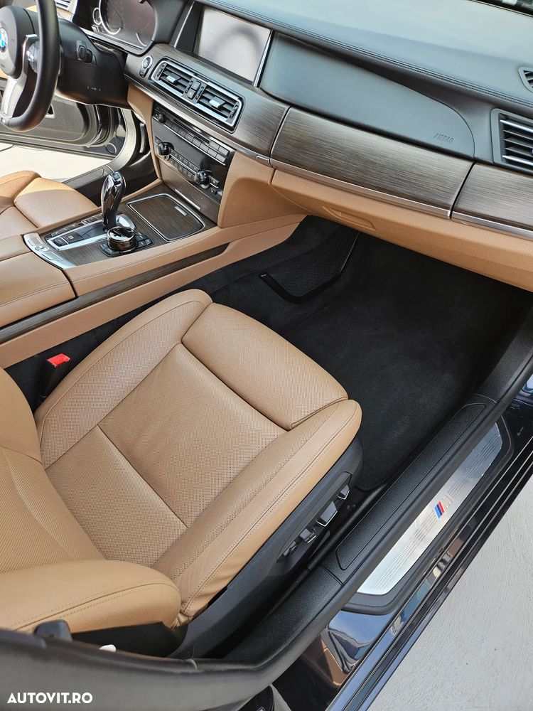BMW Seria 7 740d xDrive - 7