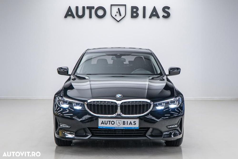 BMW Seria 3 318i Aut. Sport Line - 23