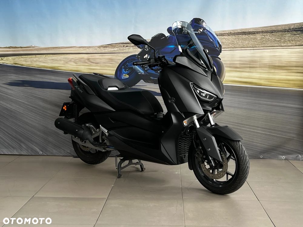 Yamaha X-max - 10