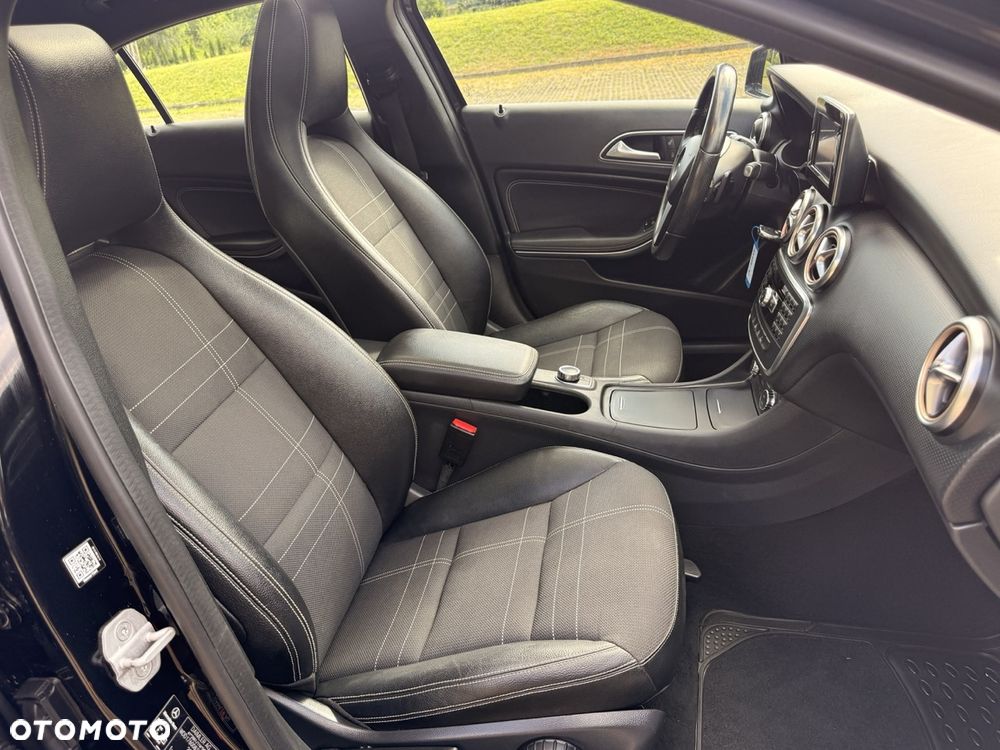 Mercedes-Benz Klasa A 200 d 7G-DCT AMG Line - 14