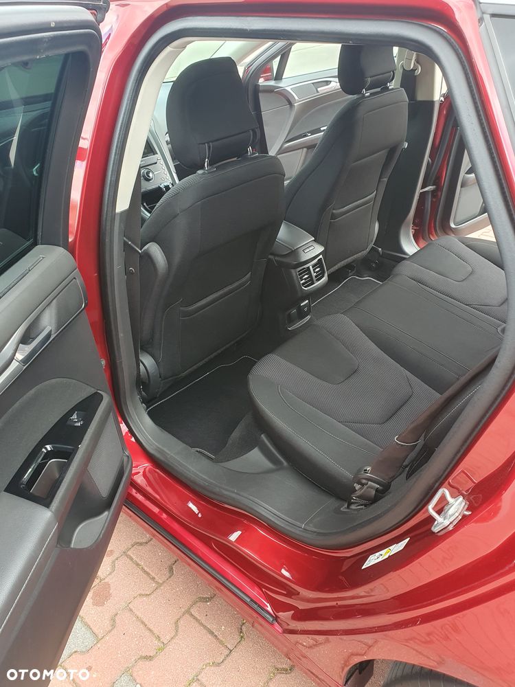 Ford Mondeo 2.0 TDCi Titanium - 19