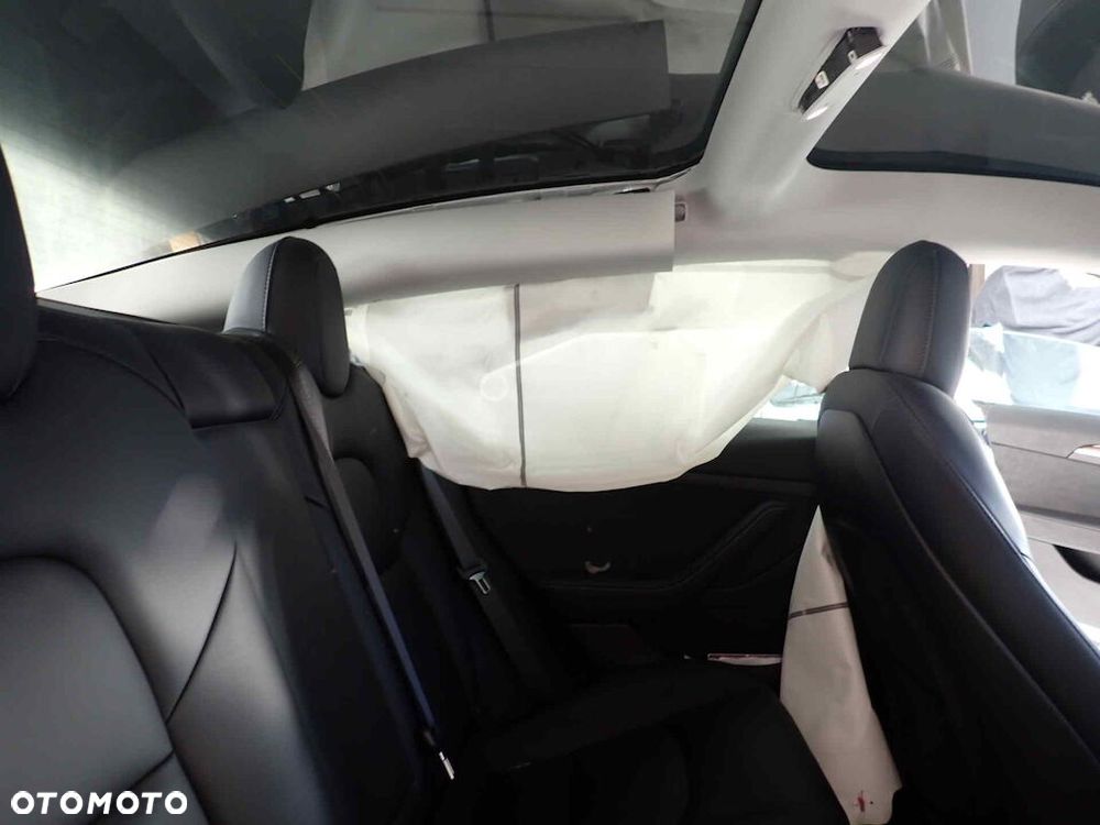 Tesla Model 3 Standard Reichweite Plus Hinterradantrieb - 8