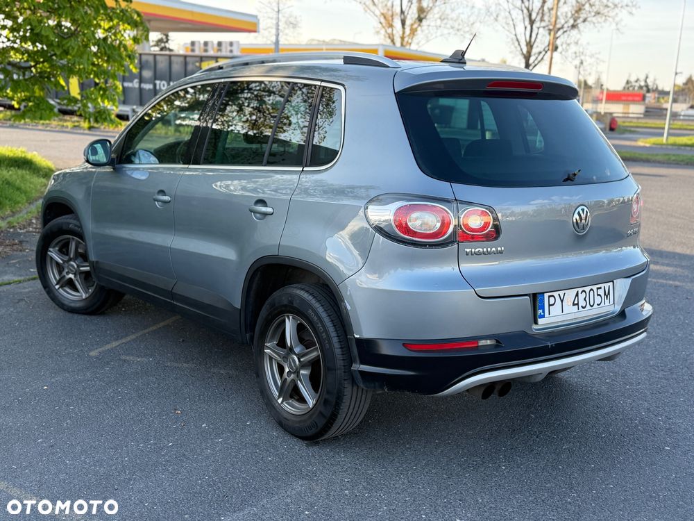 Volkswagen Tiguan 2.0 TSI 4Motion Track & Field - 10