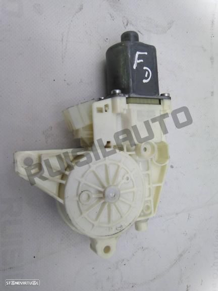 Motor Elevador Frente Direito Simples  Mercedes B W246 [2011_20 - 1
