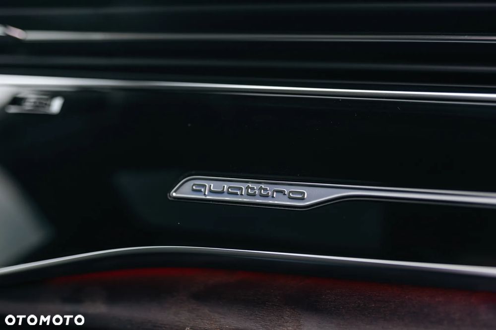 Audi Q8 SUV TFSI quattro 250 kW tiptronic S line business - 26