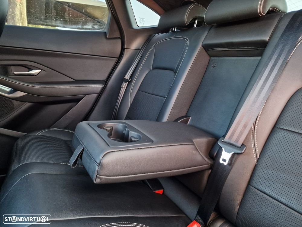 Jaguar E-Pace 1.5 P300e R-Dynamic S AWD Aut. - 18