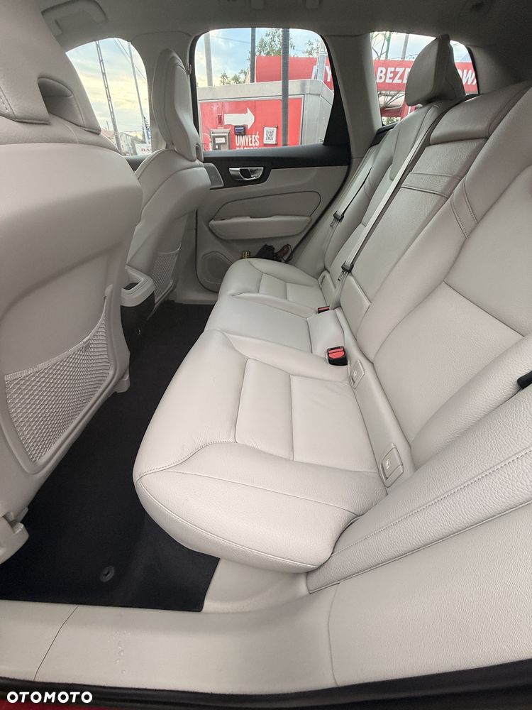Volvo XC 60 - 7
