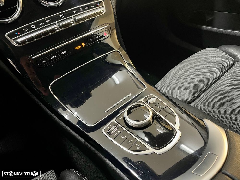 Mercedes-Benz C 300 de Avantgarde - 34