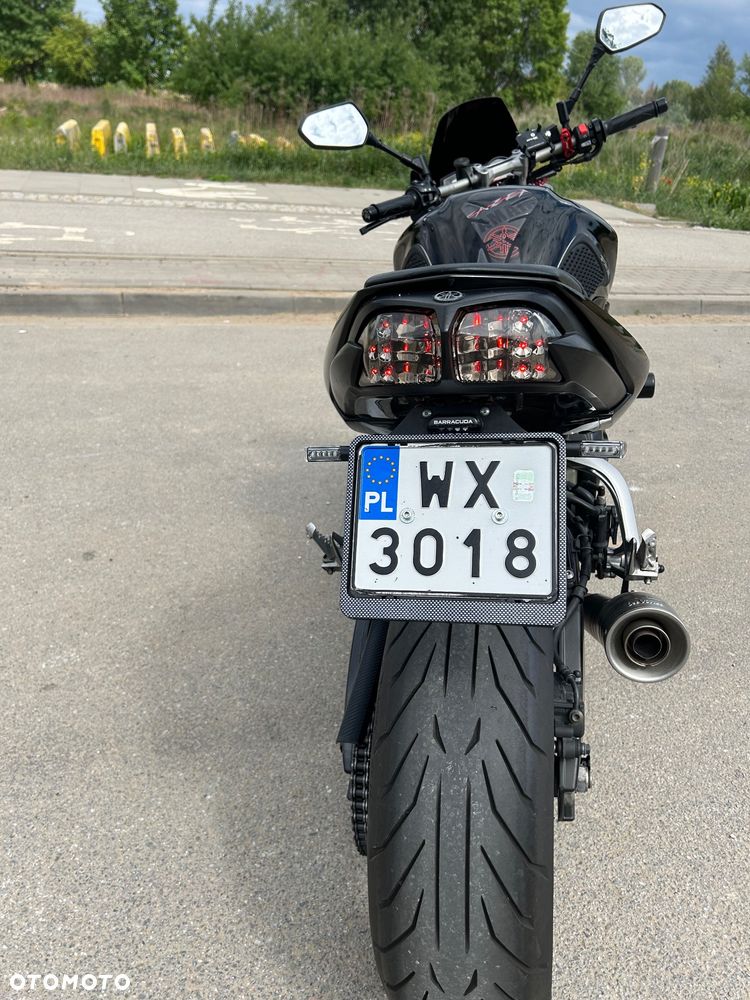 Yamaha FZ - 7