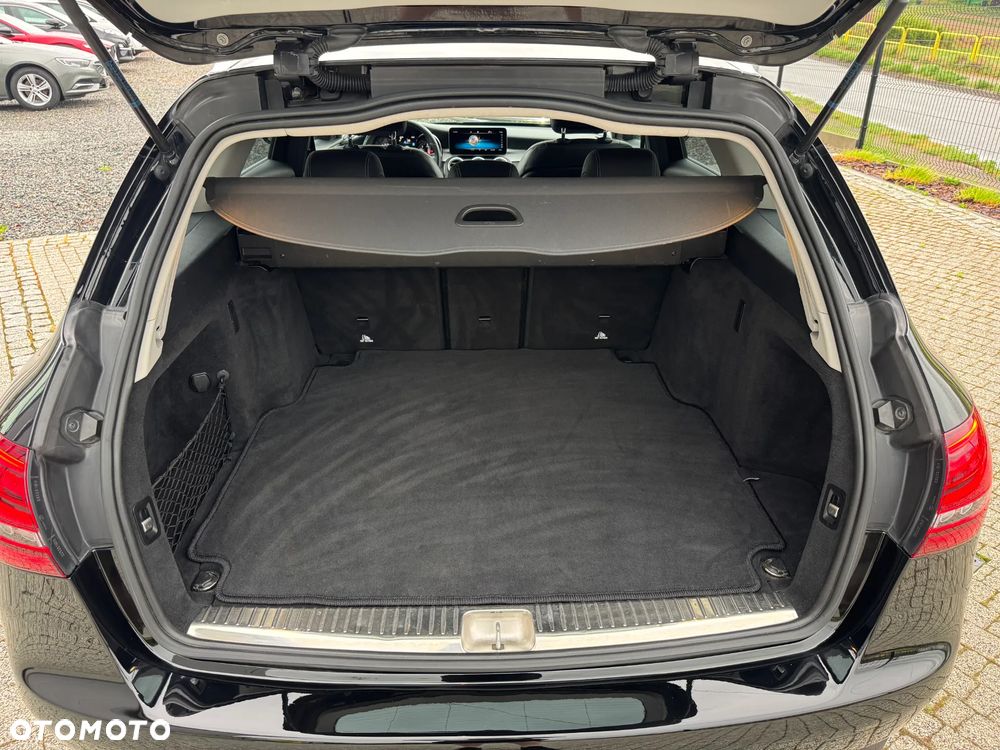 Mercedes-Benz Klasa C 220 d 9G-TRONIC Exclusive - 38