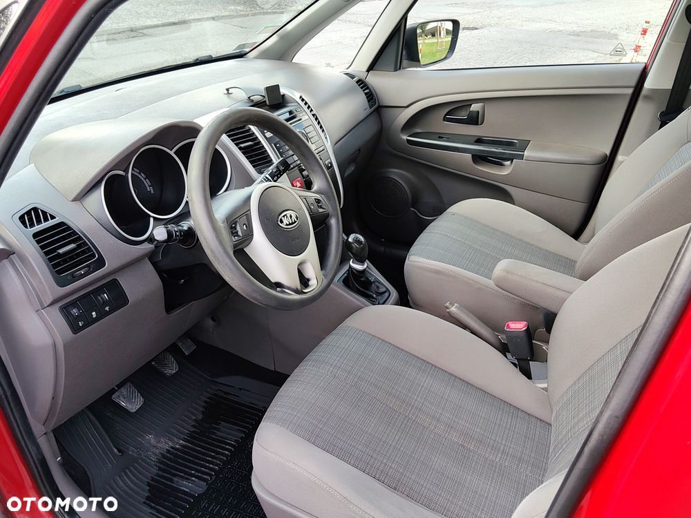 Kia Venga 1.4 L - 18