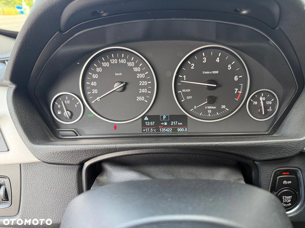 BMW 3GT 320i xDrive Advantage - 34