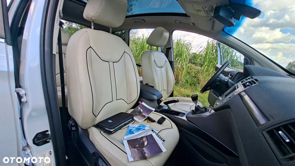 Ford Kuga 2.0 TDCi Titanium - 9