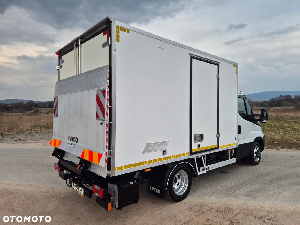 Iveco DAILY 35C15 35-150 CHŁODNIA CARRIER VIENTO 200 WINDA DHOLLANDIA  BOCZNE DRZWI SALON PL 2017R - 11