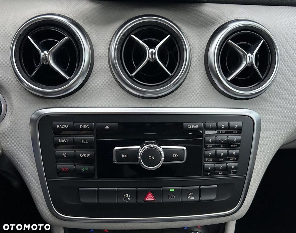 Mercedes-Benz Klasa A 180 7G-DCT - 28