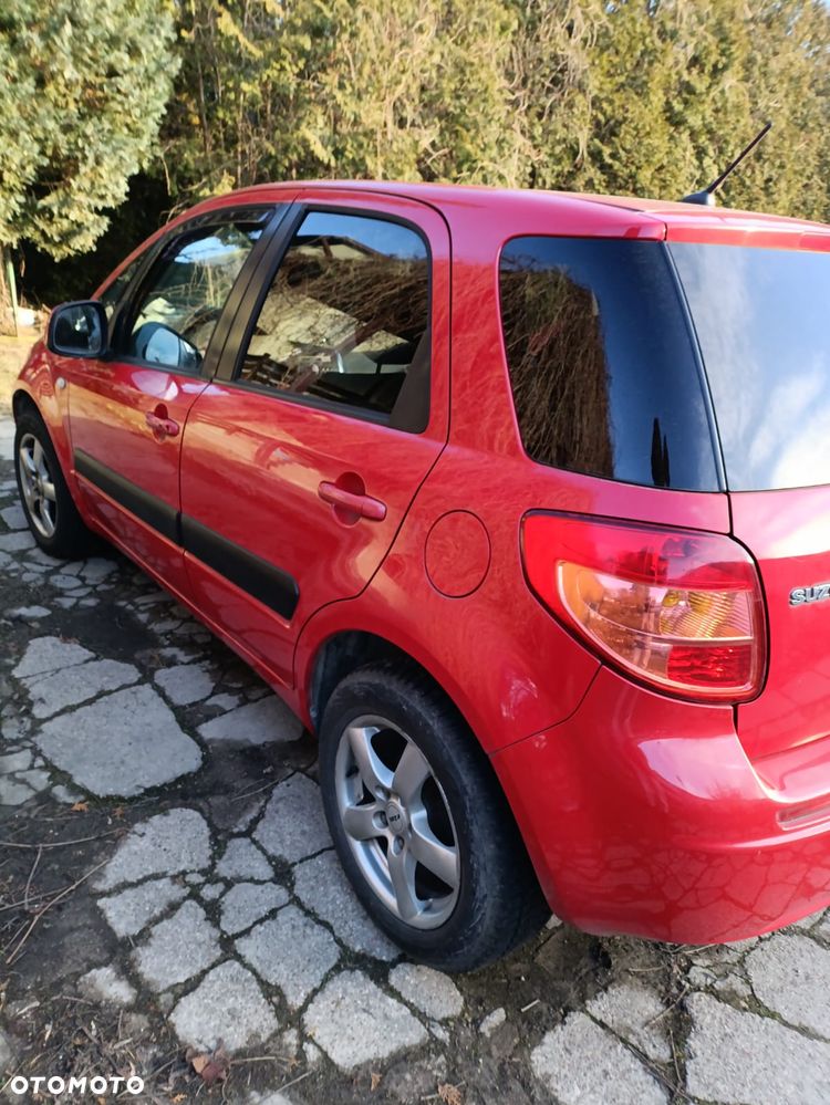 Suzuki SX4 - 2