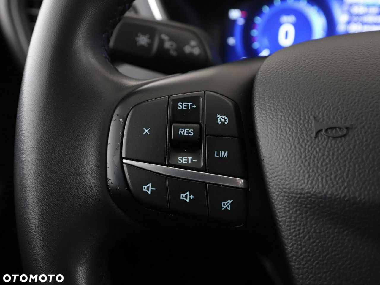 Ford Kuga 2.5 Duratec FHEV TITANIUM - 33