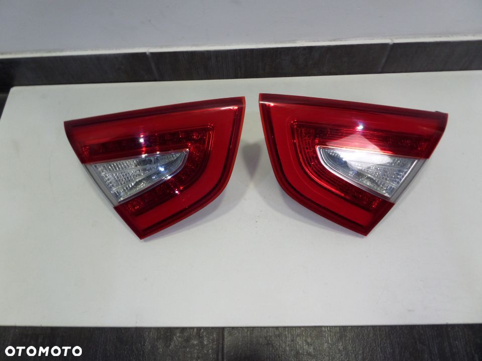 HYUNDAI IX35 IX 35 13-15 LIFT LED LAMPA W KLAPE PRAWA 92404-2Y500 - 1
