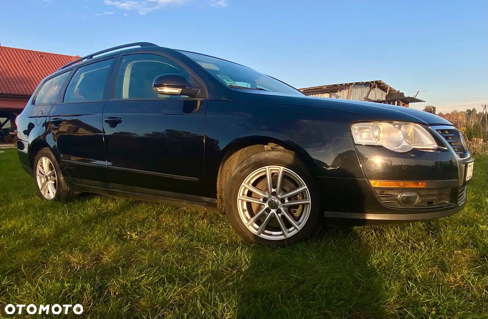 Volkswagen Passat 2.0 TDI DPF Trendline - 6