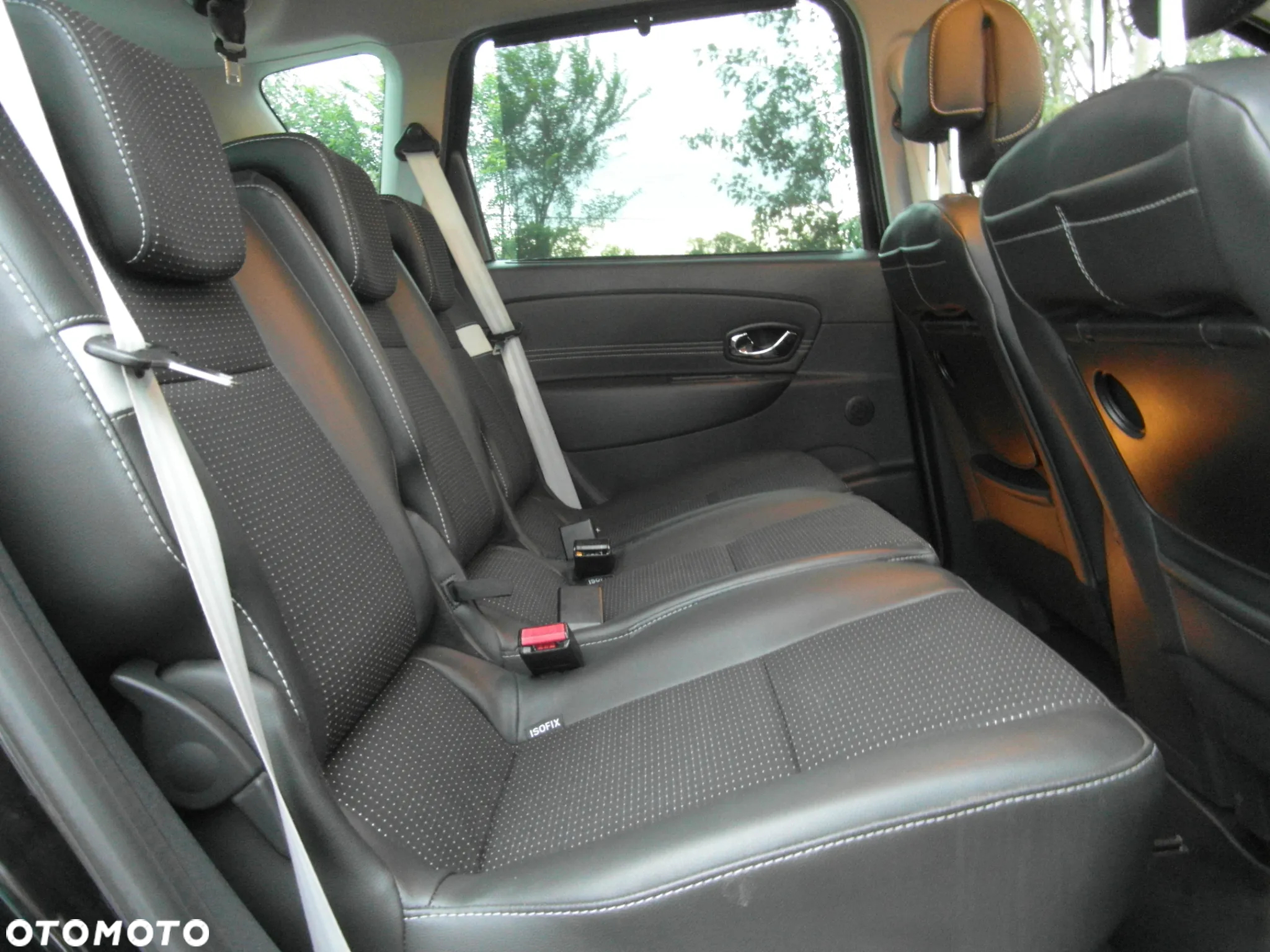 Renault Scenic TCe 130 Bose Edition - 31