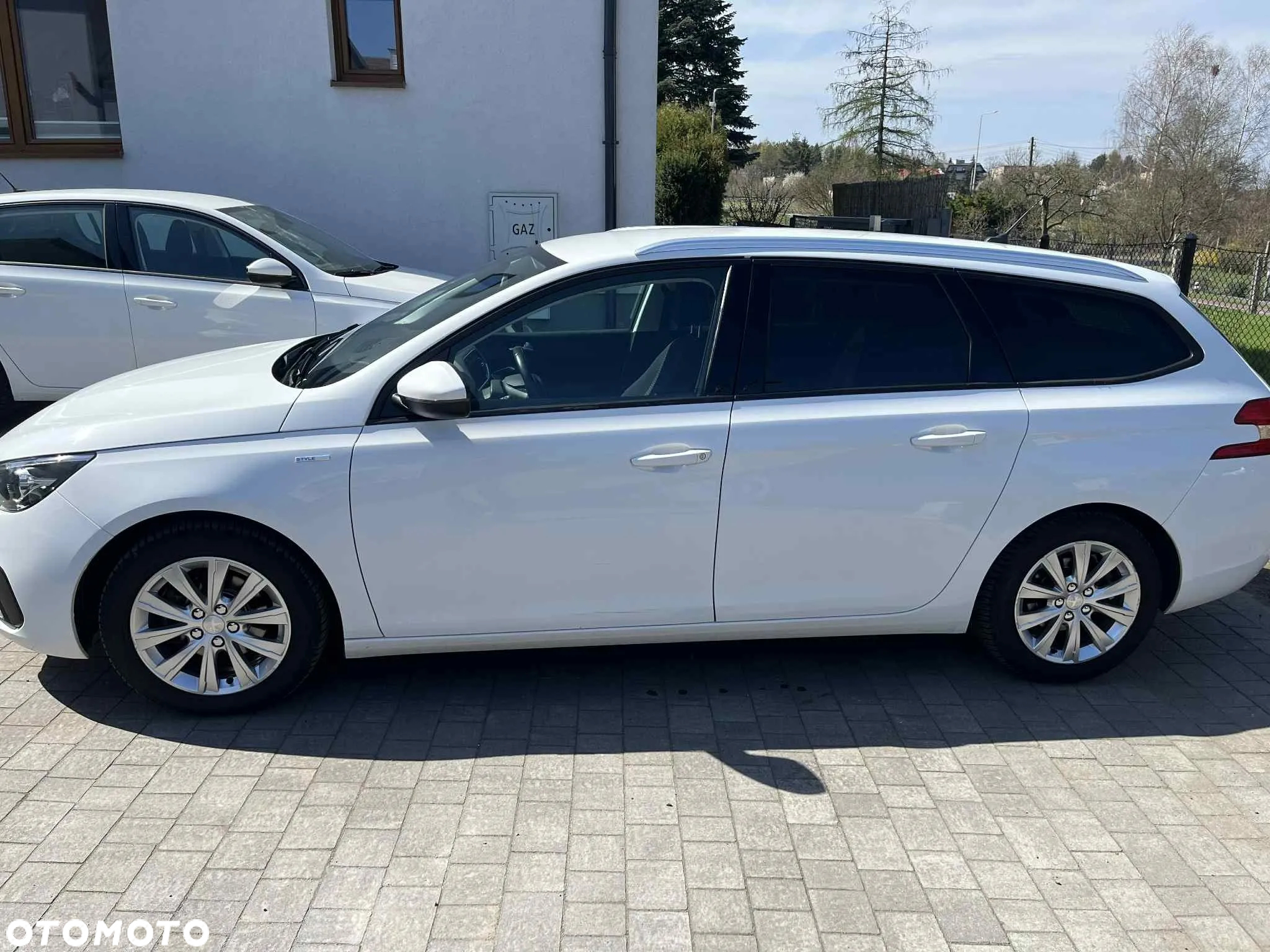 Peugeot 308 BlueHDi FAP 130 Stop & Start Style - 3
