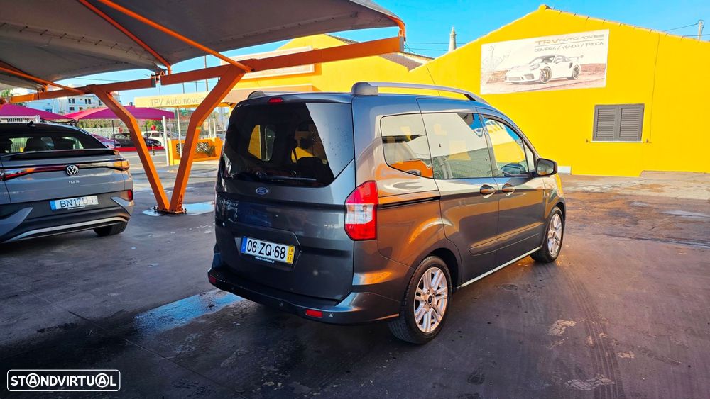 Ford Tourneo Courier 1.0 EcoBoost Titanium - 2