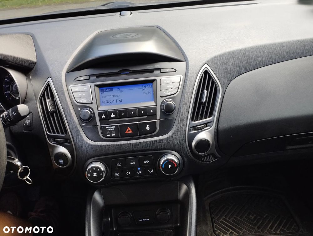 Hyundai ix35 1.6 2WD Fifa World Cup Edition - 7