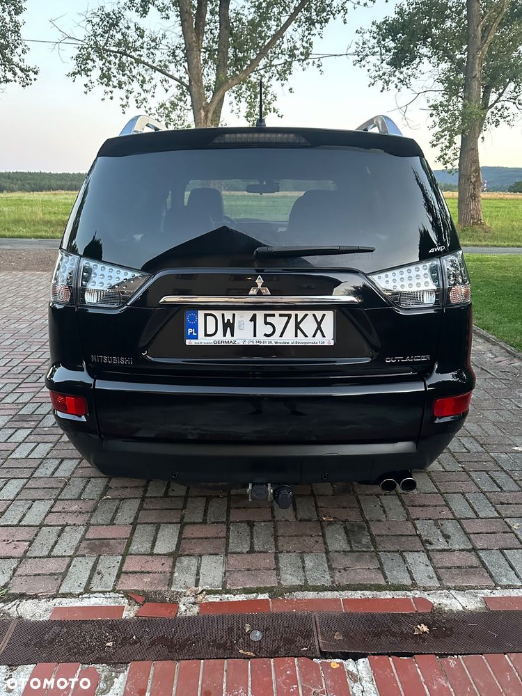 Mitsubishi Outlander 2.0 DID Intense + - 4