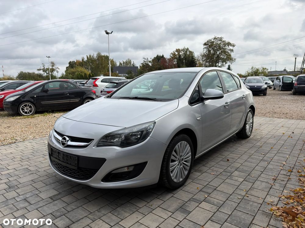 Opel Astra 1.6 Cosmo - 19