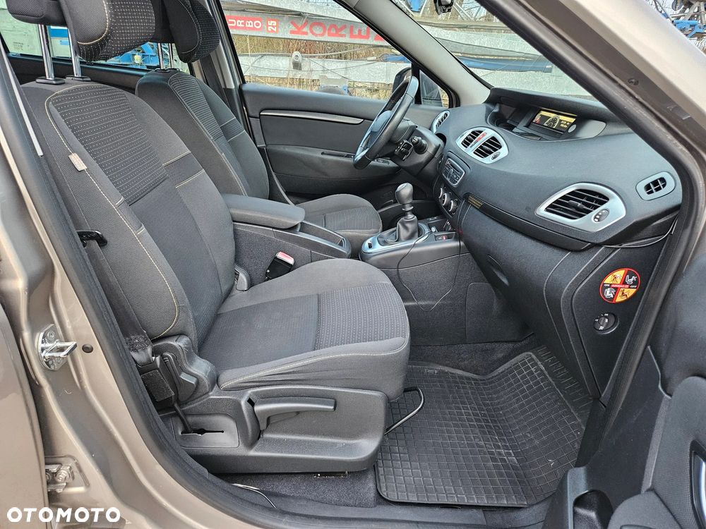 Renault Grand Scenic 1.6 16V 110 Dynamique - 16