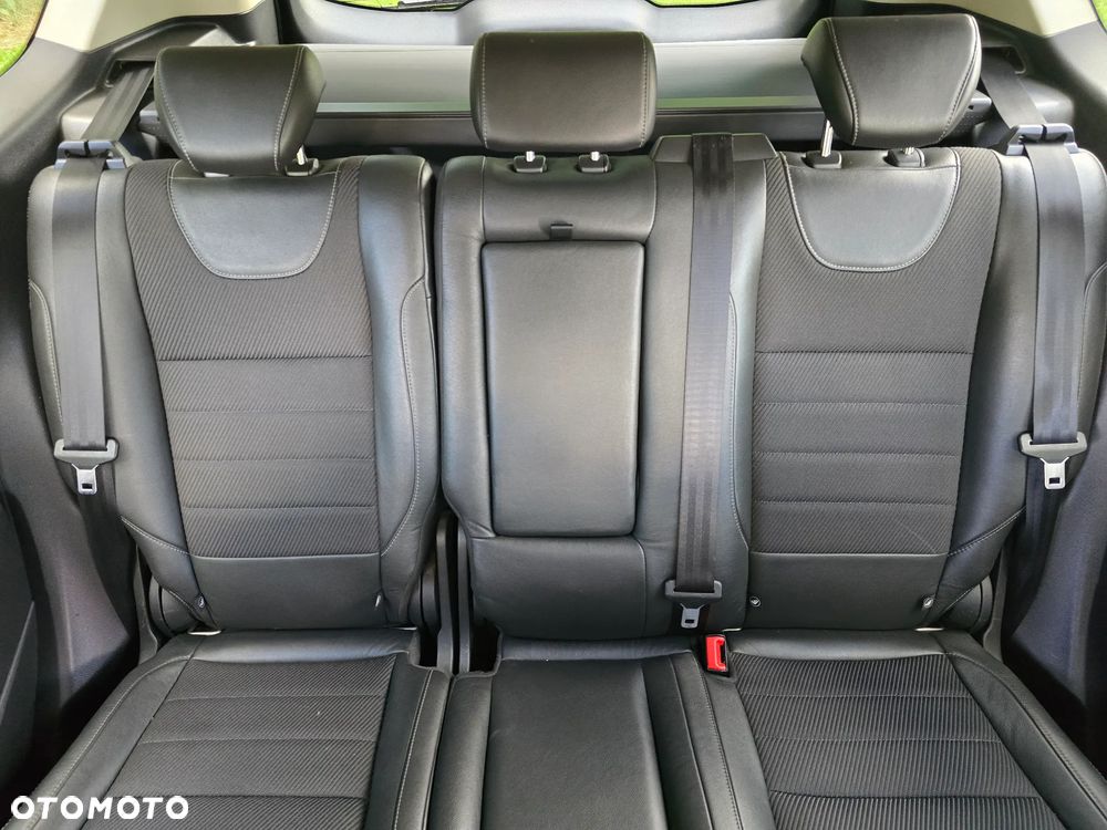 Ford Kuga 2.0 TDCi 4WD Titanium - 23