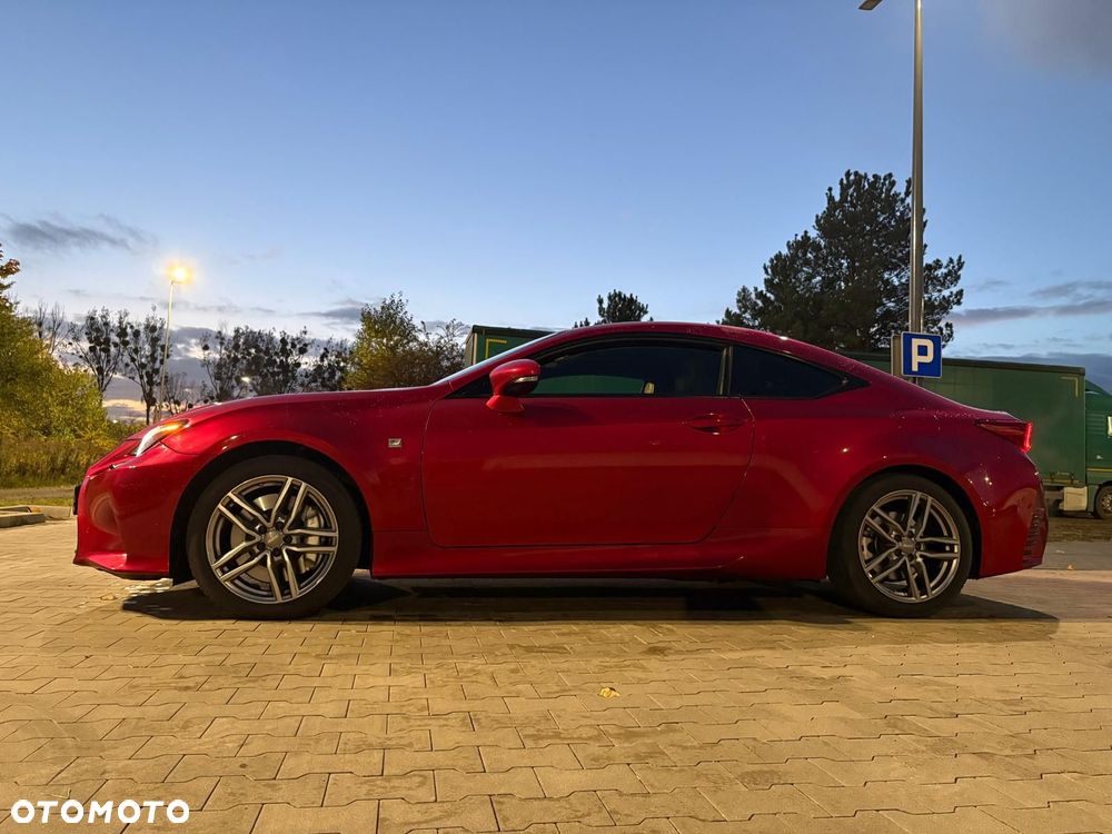 Lexus RC - 4