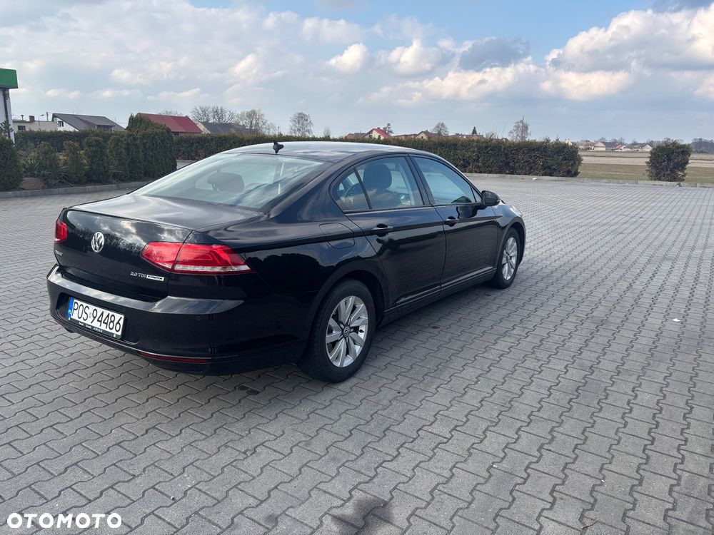 Volkswagen Passat - 10
