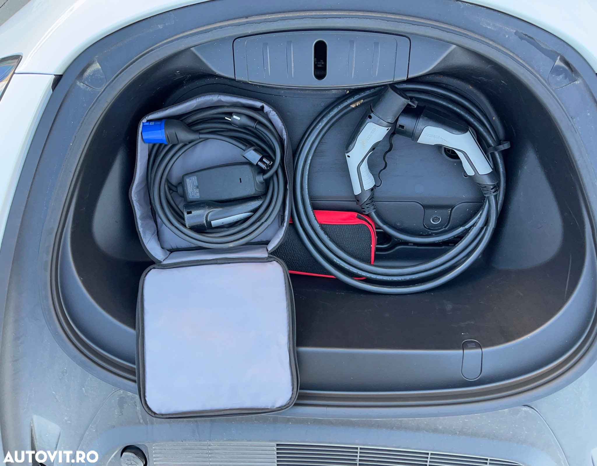 Tesla Model 3 - 14