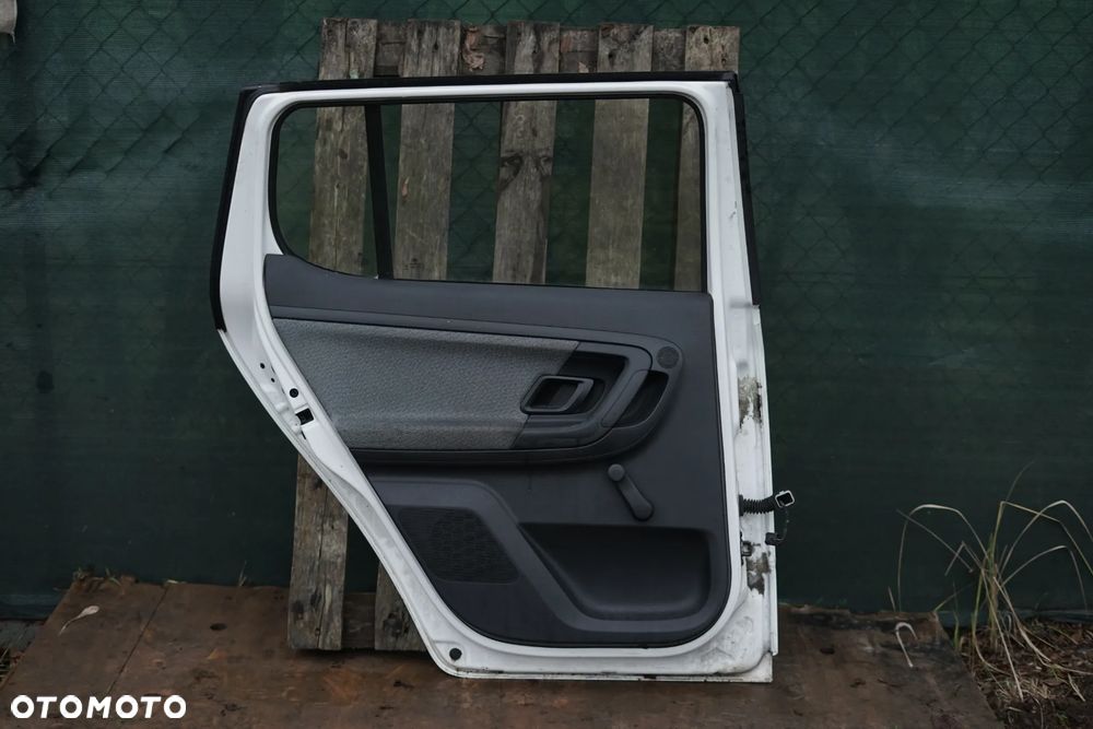 Drzwi tył tylne lewe Skoda Fabia II 1026 - 9