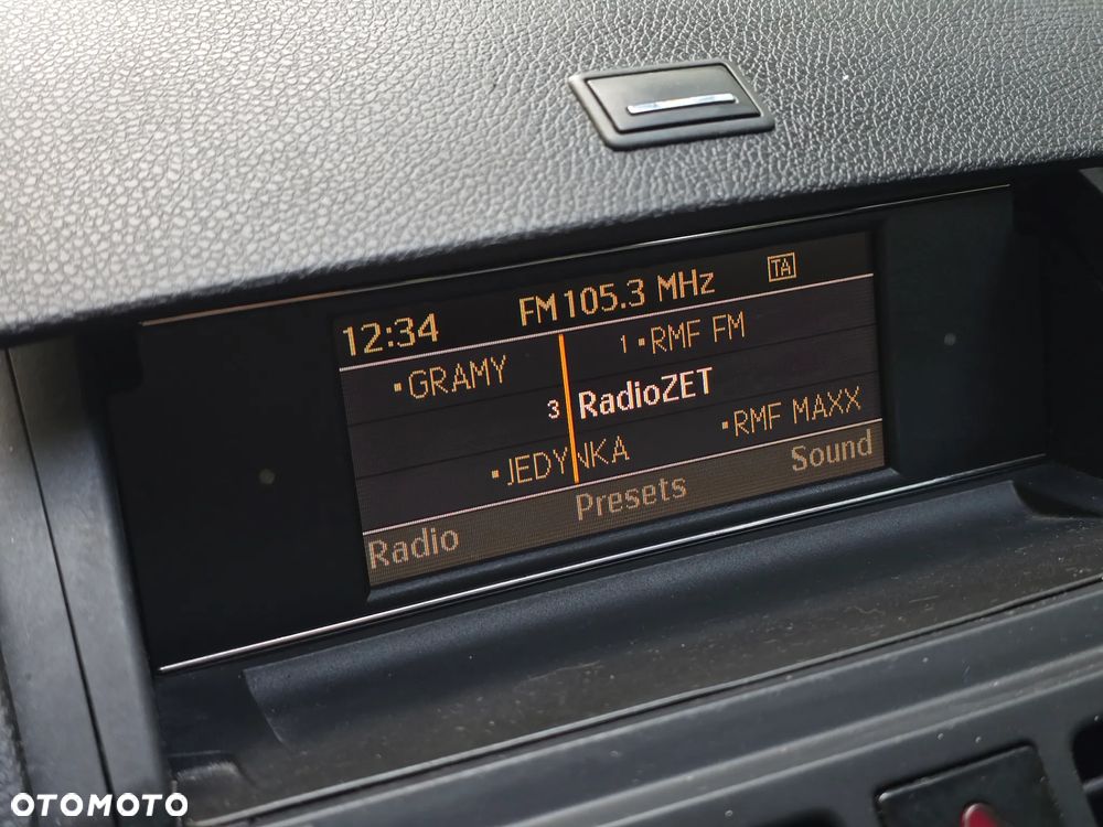 Mercedes-Benz Klasa C 200 CDI Elegance - 30