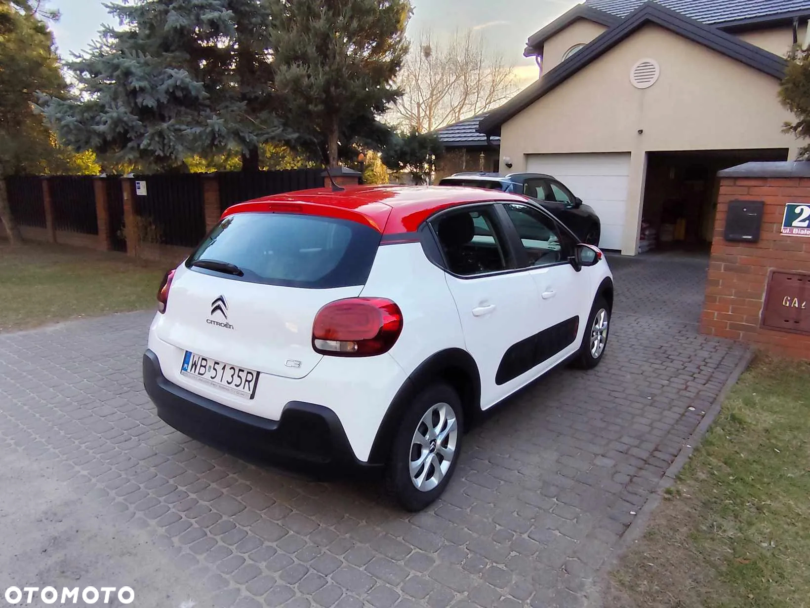 Citroën C3 1.2 PureTech Exclusive - 3