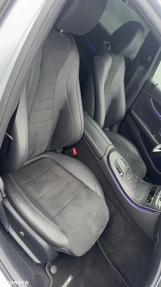 Mercedes-Benz Klasa E 300 d 4Matic 9G-TRONIC AMG Line - 27