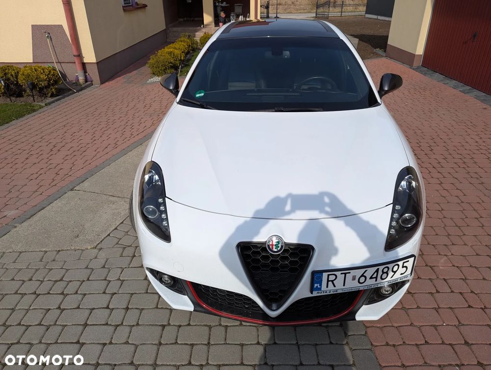 Alfa Romeo Giulietta 1.8 TBi 16V TCT Veloce - 9