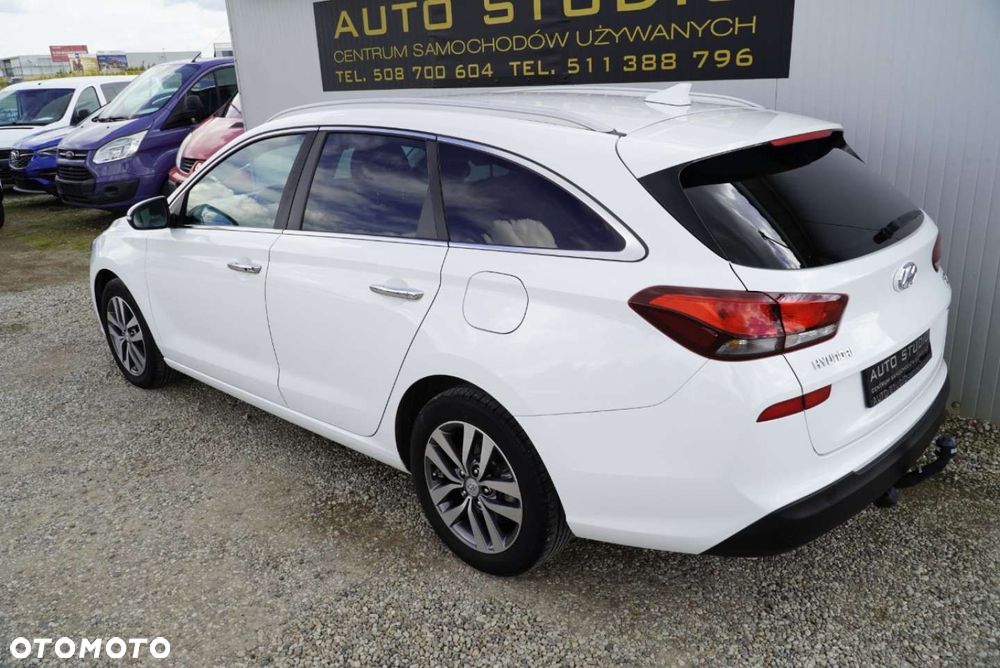 Hyundai i30 1.0 T-GDI Intro Edition - 4