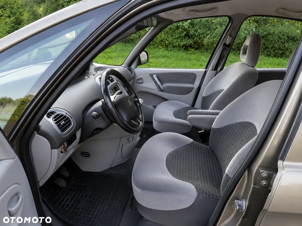 Citroën Xsara Picasso - 7
