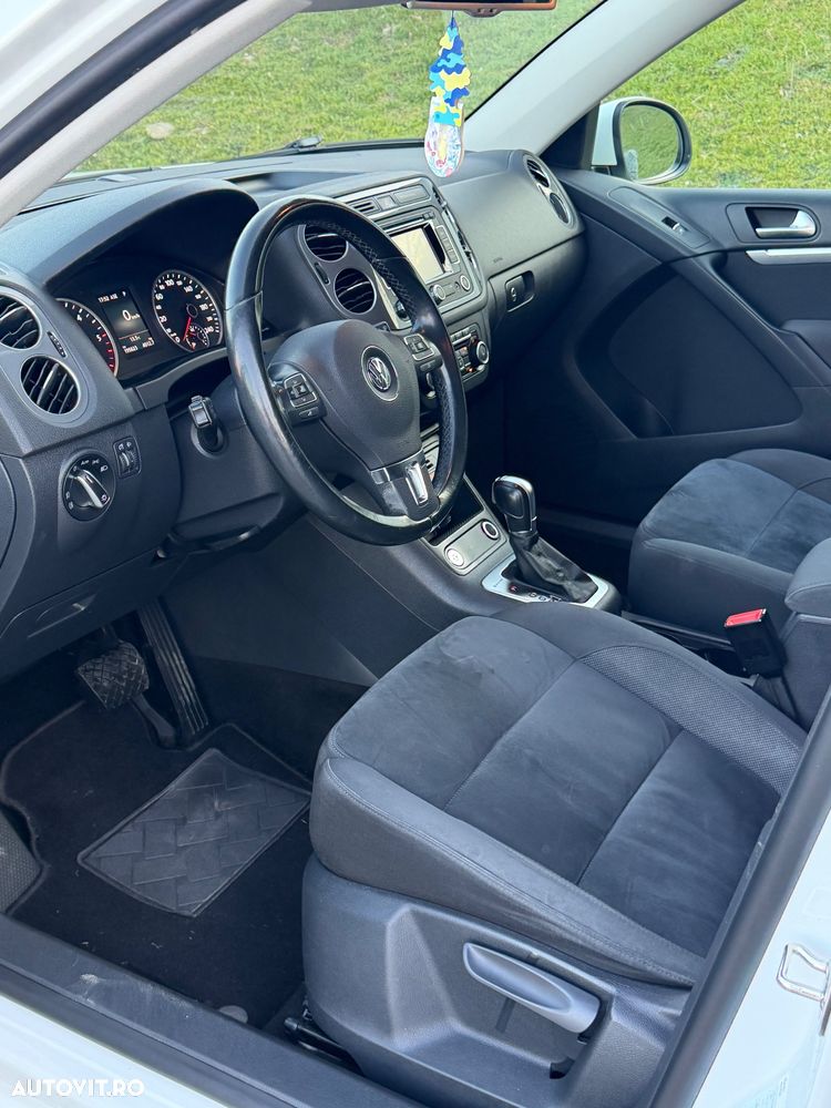 Volkswagen Tiguan 2.0 TDI DPF 4Motion BlueMotion Technology DSG Exclusive - 6