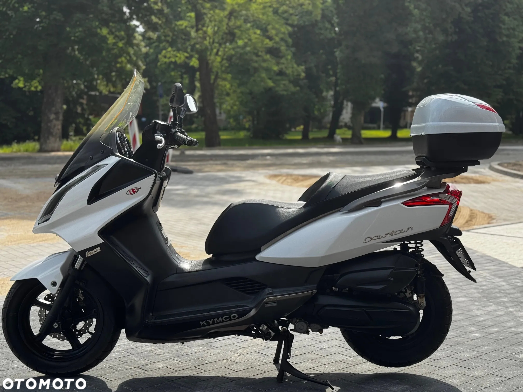 Kymco Downtown - 10