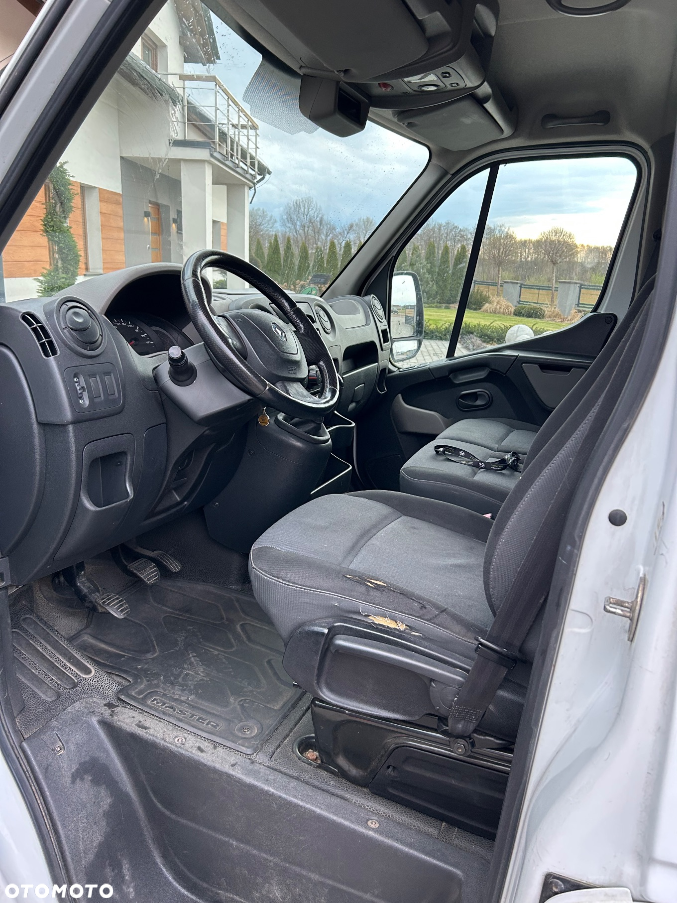 Renault Master dCi 125 FAP L2H2 - 8