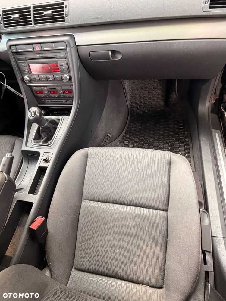Audi A4 Limousine 2.0 TDI DPF - 15