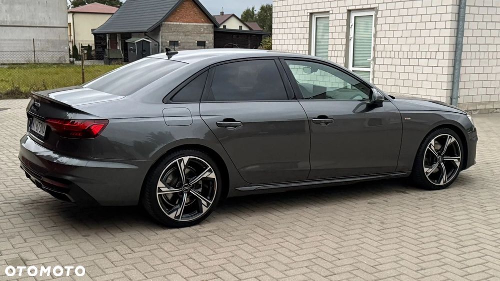 Audi A4 Limousine - 8