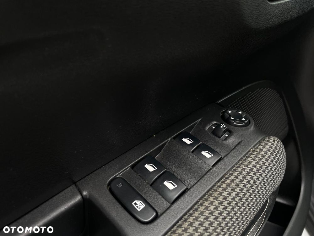 Citroën C3 Aircross PureTech 130 Stop & Start OPF Shine - 26