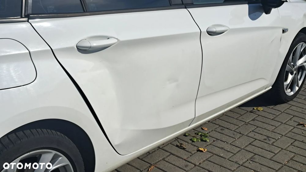 Opel Astra V 1.5 CDTI Elegance S&S - 10