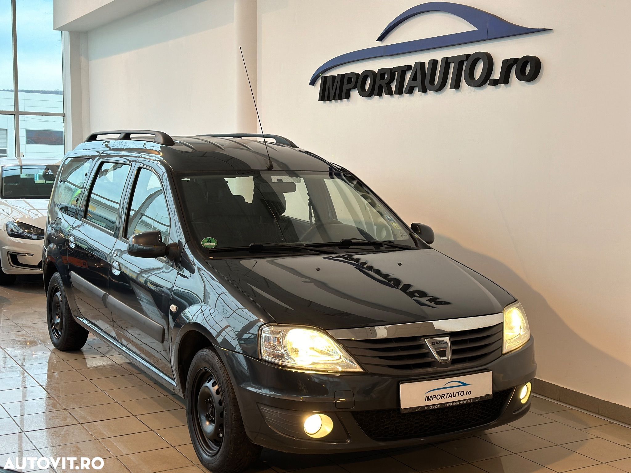 Dacia Logan Van - 1